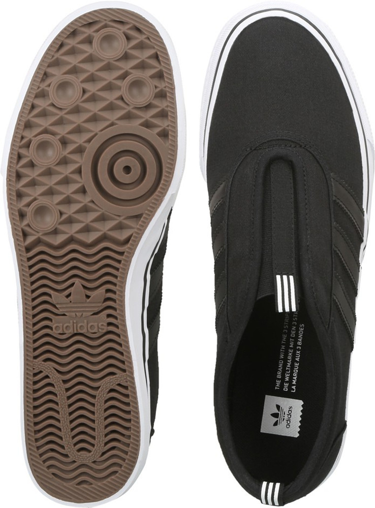adi ease kung fu black